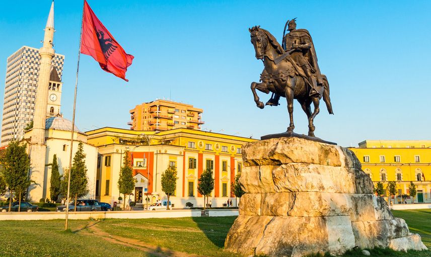 ARNAVUTLUK, TİRAN