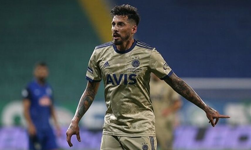 Fenerbahçeli Jose Sosa Estudiantes'e Transferi Hakkında Konuştu!