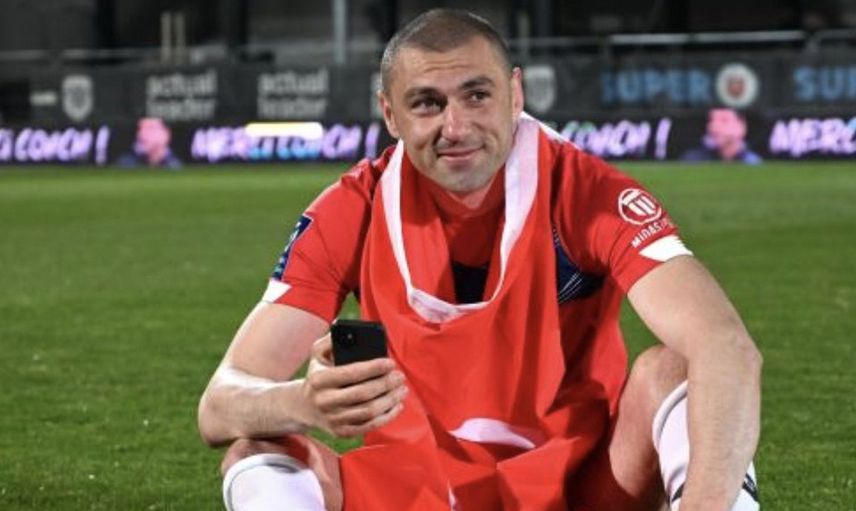 Fransız Teknik Adam Burak Yılmaz İle Dalga Geçti!