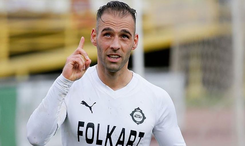 Süper Lig ekiplerinden Altay'da Marco Paixao ve Murat Akça hakkında kadro dışı kararı geldi!