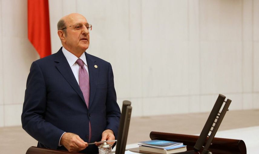 İLHAN KESİCİ