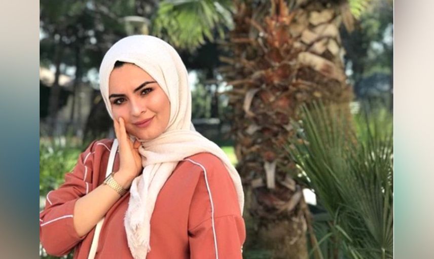Gelin adayı Hanife Gürdal artık sınır tanımıyor! Sere serpe uzanıp...