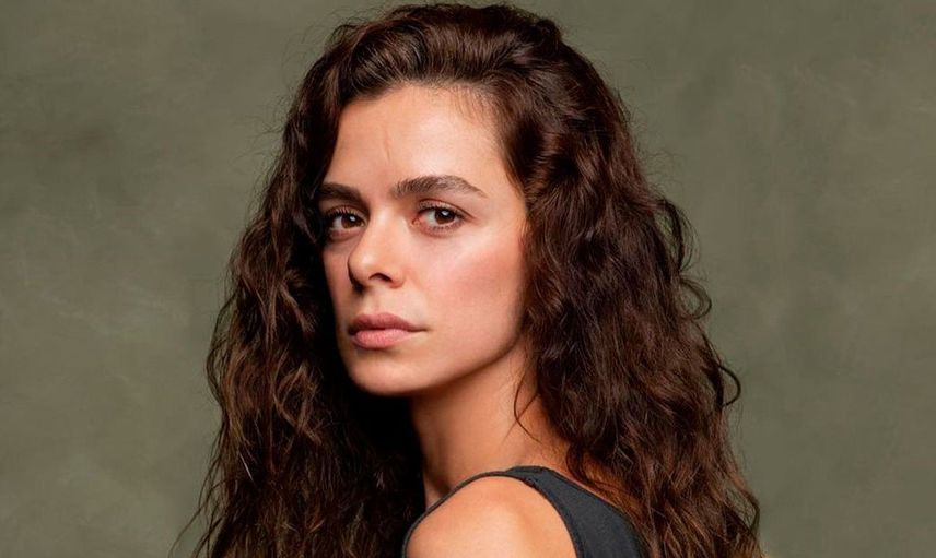Özge Özpirinçci kimdir?