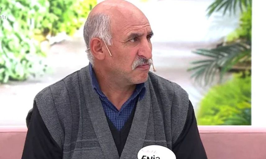 Esra Erol'da skandal! 57 yaşındaki adamın hayat kadınına olan aşkı izleyiciyi çıldırttı