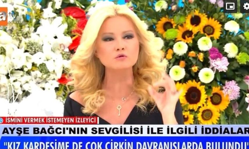 'Sütyenini düzelt'