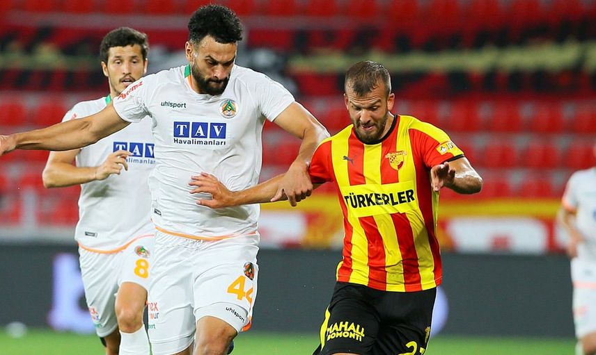 Fenerbahçe'den Beşiktaş'a Stevan Caulker Önerisi!
