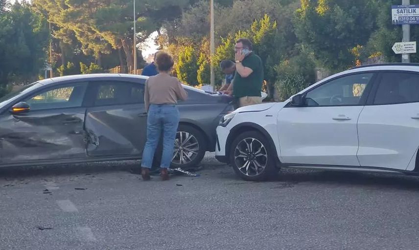 Esra Akkaya’dan korkutan haber: Ünlü oyuncu Bodrum’da trafik kazası geçirdi