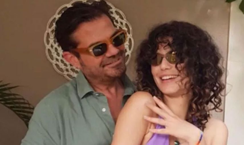 Beren Saat kimdir? Kiminle evli, kaç yaşında?