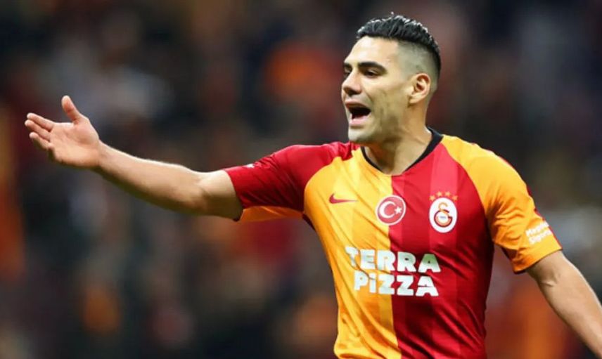 Radamel Falcao’nun Transferinde Eşinden Dikkat Çeken İpucu!