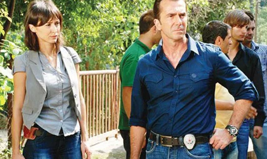 Arka Sokaklarda Ayrılık Rüzgarı: İlker İnanoğlu Diziden Ayrılıyor