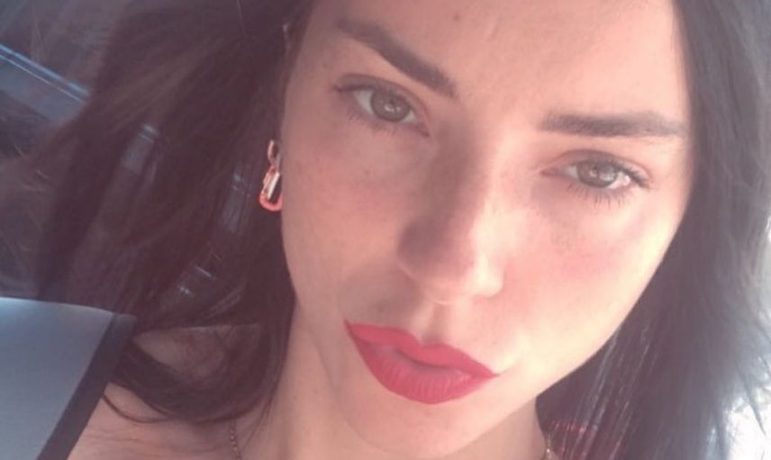 Merve Boluğur kimdir?
