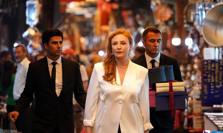 Yalı Çapkını dizisinde beklenmedik veda! Ünlü ismin ayrılık kararı herkesi üzdü