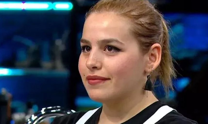 Diğer yarışmacıya gönderme