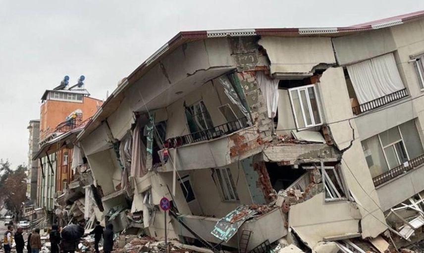 Bugün Balıkesir'de şiddetli bir deprem olacak dedi tüm vatandaşları paniğe sürükledi! 