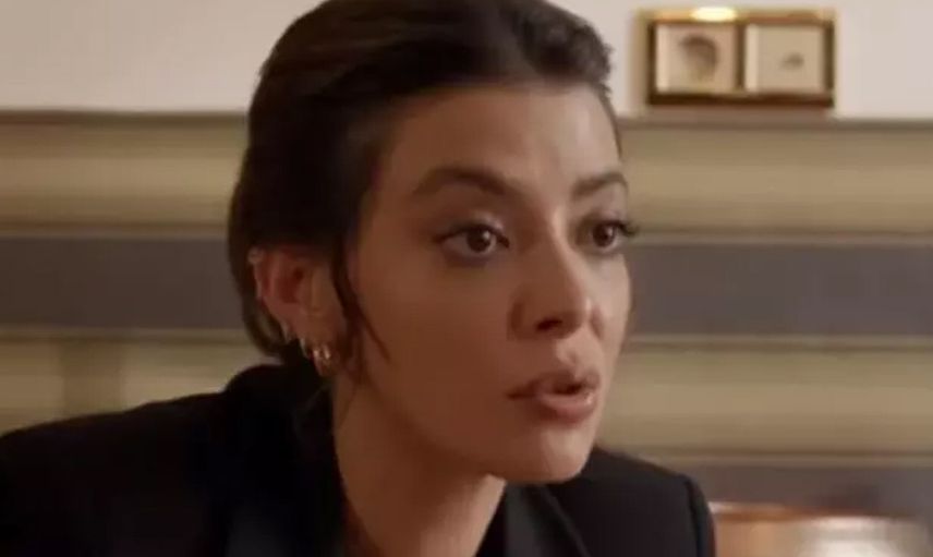 Selin Şekerci'den 'öpüşme' itirafı: Partnerime kamyoncu gibi giriyorum!