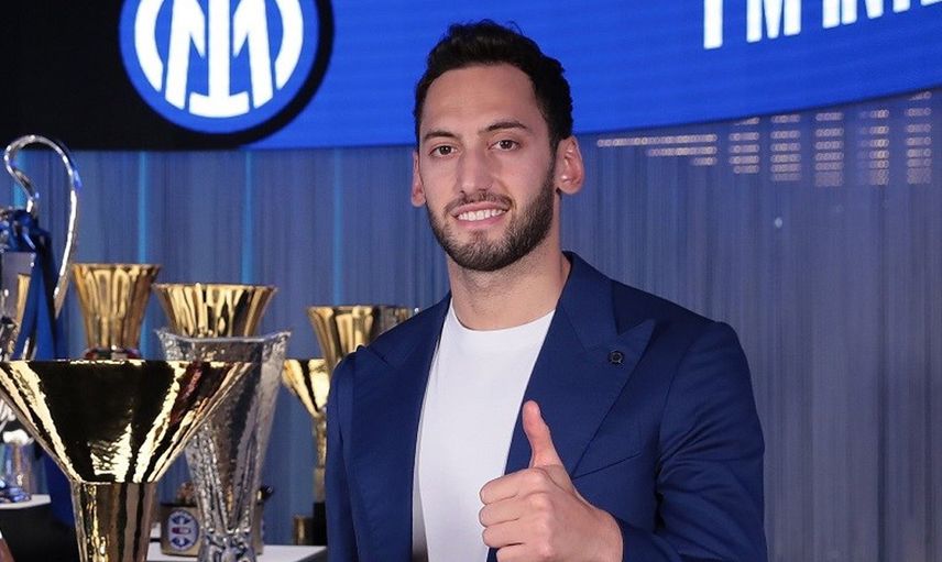 2. Hakan Çalhanoğlu - 40.30 Milyon Euro