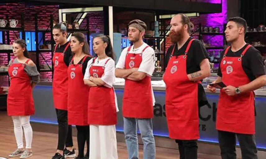 MasterChef de Mehmet Şef Yarışmacıları Tulumbayla İmtihan Etti