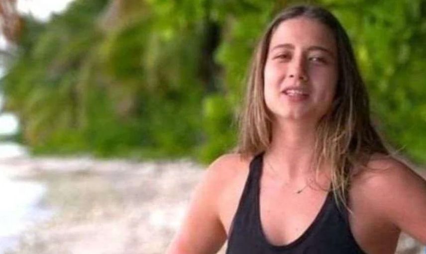 Survivor birleşme partisinde kıyamet kopacak: Aleyna Yunan şarkıcının el hareketinden rahatsız olunca...