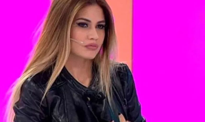 Duşta çıplak poz veren Nihal Candan şimdi de namaz ile igili yorum yaptı