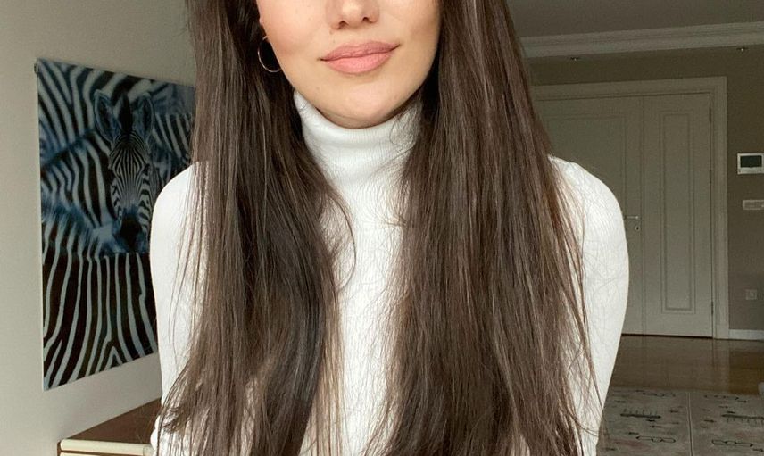 Fahriye Evcen’in Fotoğrafına Uyguladığı Photoshop Dikkat Çekti