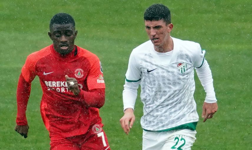 TRABZONSPOR'A TRANSFER OLDU!