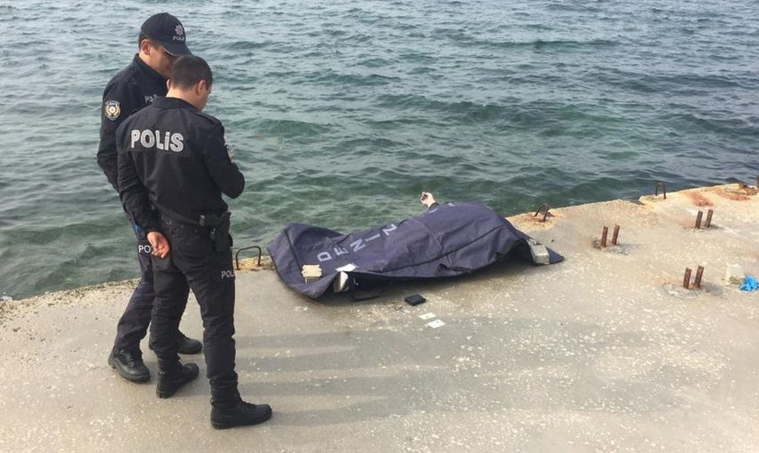 Kocaeli  Sahilde El ve Ayakları Bağlı İşkence Görmüş Erkek Cesedi Bulundu