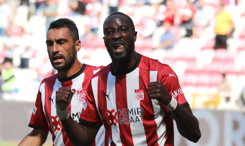 Trabzonspor Sivasspor'dan Uğur Çiftçi'yi Transfer Etmek İstiyor!