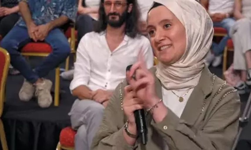 Hasan Can Kaya bile şaşırdı Esra öğretmenin boşanma sebebini duyan şoke oldu