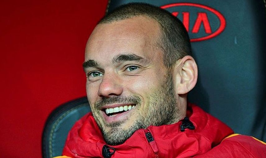 Galatasaray'ın eski yıldızı Wesley Sneijder'in teknik adamlık kariyeri başlıyor!