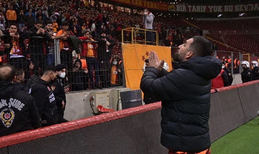 Galatasaray Kaptanı Arda Turan Tepki Çeken Göbeği Hakkında Konuştu