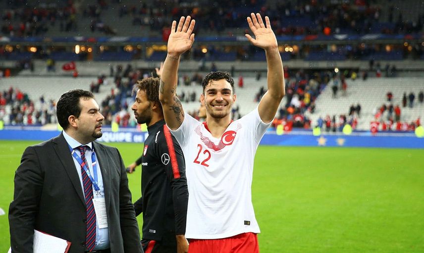 Trabzonspor Kaan Ayhan Transferini Bitirmek İstiyor!
