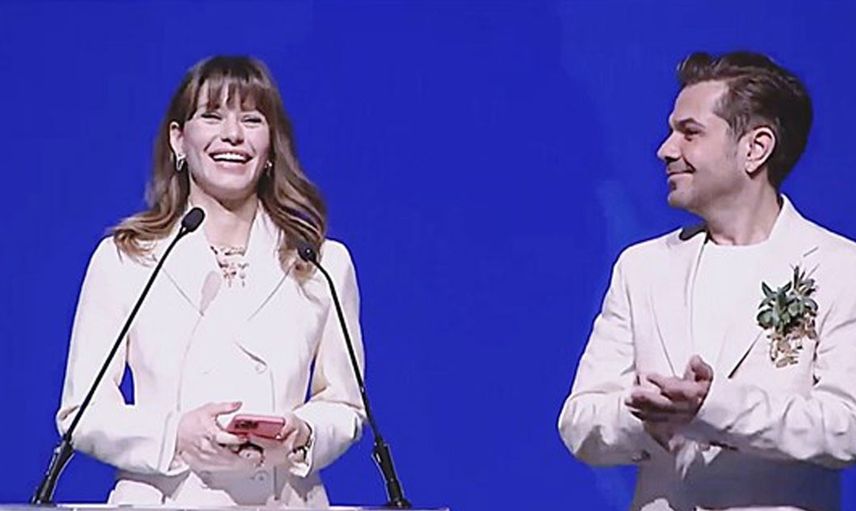 İklim Elçisi seçilen Beren Saat'in başörtüsü konuşması gündem oldu! "Öğrencilik dönemimde başörtüsünün üstüne peruk takmak zorunda kalan..."