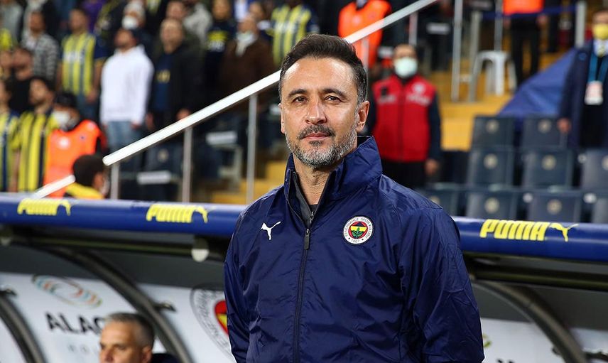 Fenerbahçe'nin eski teknik direktörü Vitor Pereira, Bright Osayi Samuel'i takımına transfer etmek istiyor!