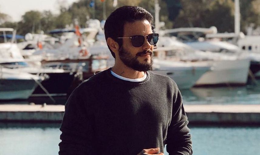 Rüzgar Erkoçlar kimdir?