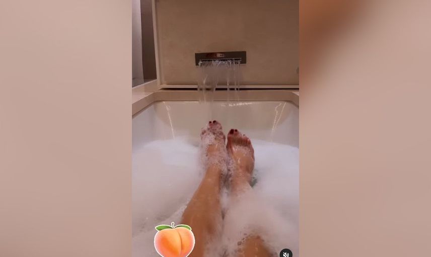 Nihal Candan banyo keyfini çırılçıplak çektiği videosu ile paylaştı sosyal medyada yorum yağdı!