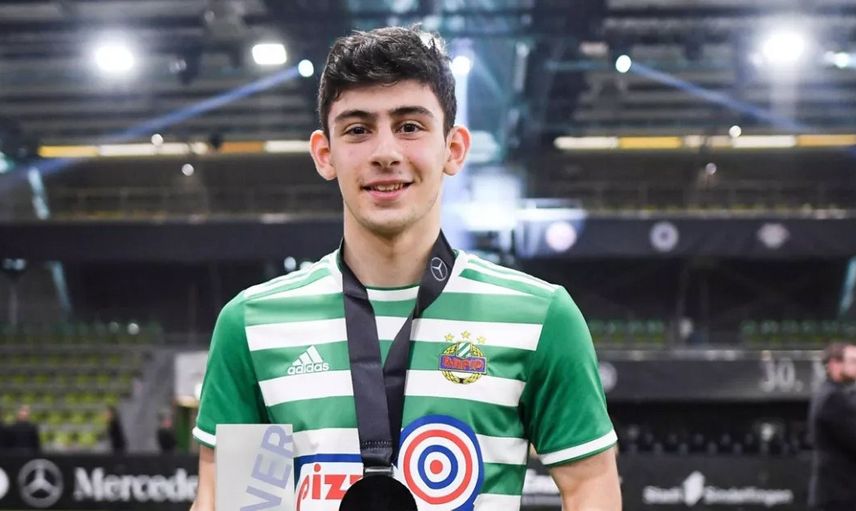 Fenerbahçe Barcelona'dan Ayrılan Yusuf Demir'i Transfer Etmek İstiyor!