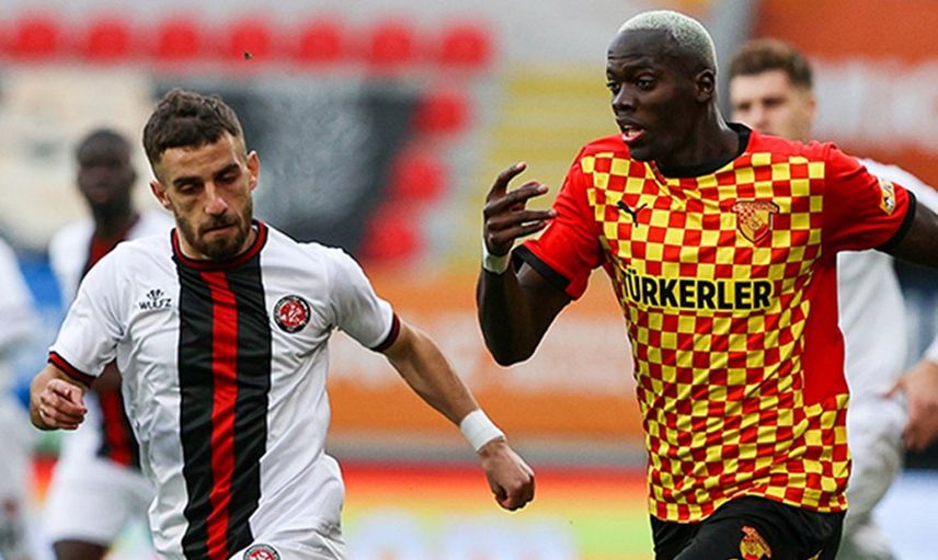 HANGİ TAKIMLARDA OYNADI?