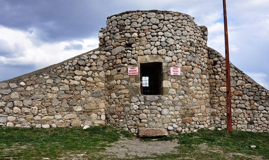 Tokat’taki tarihi kalede Jül Sezar'a ait izler bulundu! Zile’de Veni, vidi, vici sevinci