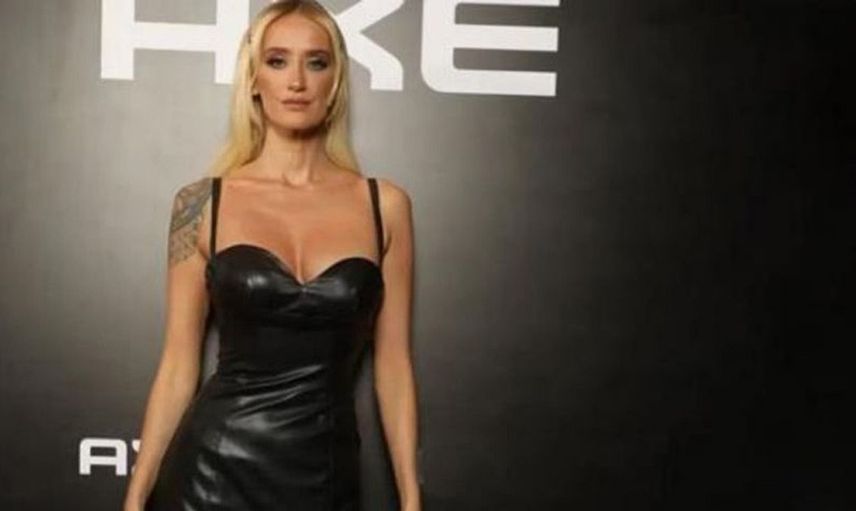 Didem Soydan yine yaptı yapacağını! Ünlü güzel, bikinisini indirdi verdiği pozlar olay oldu