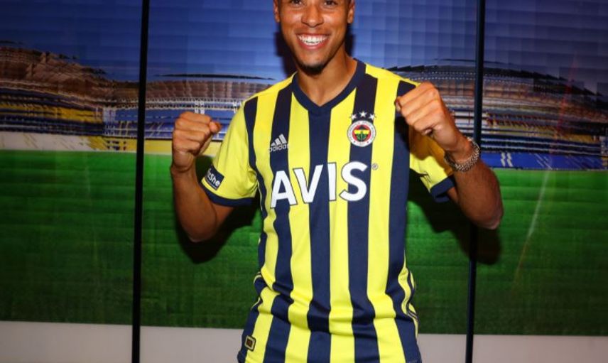 Mesut Özil ABD'ye mi Gidiyor?