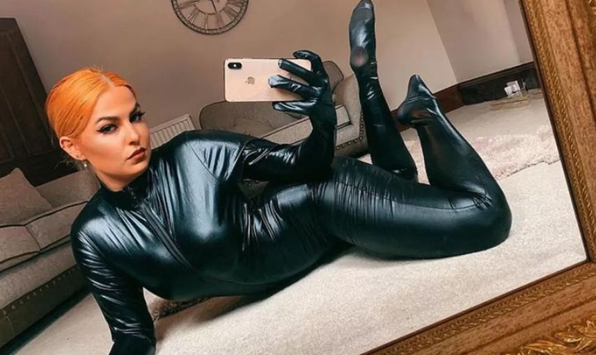 OnlyFans modeli hayranlarını hayrete düşürdü! “Doğada özgür olmak istiyorum” dedi ve çırılçıplak gezdi