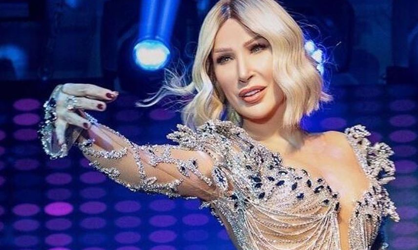 Taze gelin Seda Sayan ve genç kocası Çağlar Ökten öyle bir halde yakalandılar ki yer yerinden oynayacak! Oğulcan Engin'in evi basması yakın