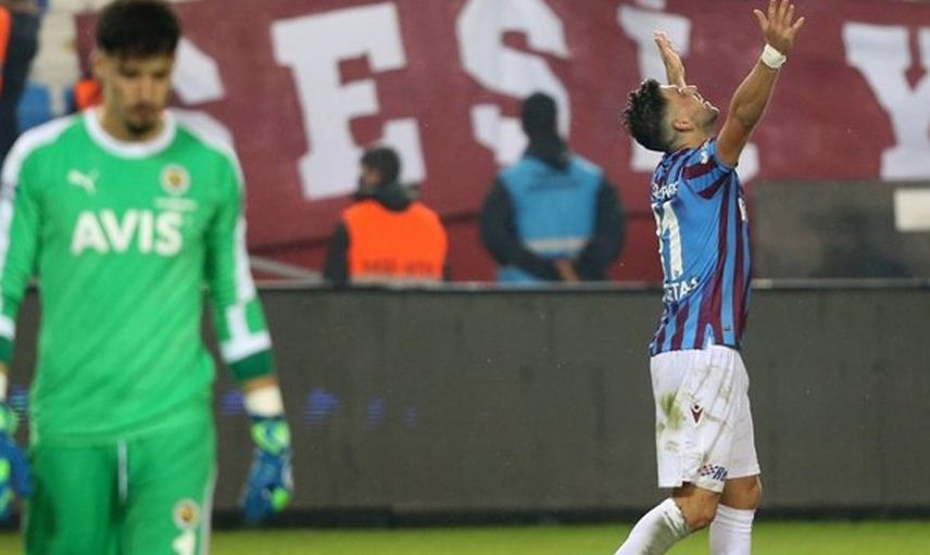 Sporting Lizbon, Trabzonsporlu Anastasios Bakasetas'ı Transfer Etmek İstiyor!