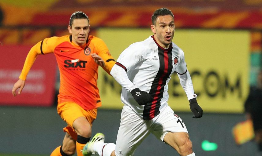 Mevlüt Erdinç, TFF 1. Lig Ekiplerinden Kocaelispor İle Anlaşma Sağladı!