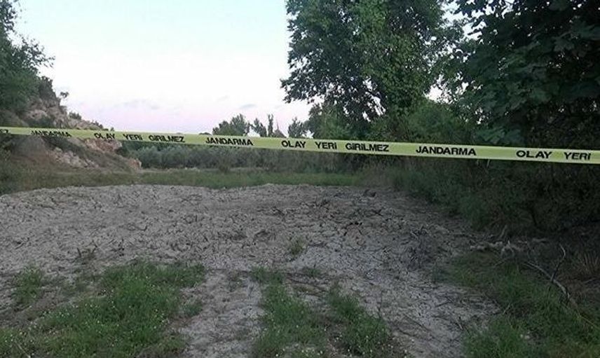 Antalya'da Sulama Kanalından İnsan Kafatası Çıktı
