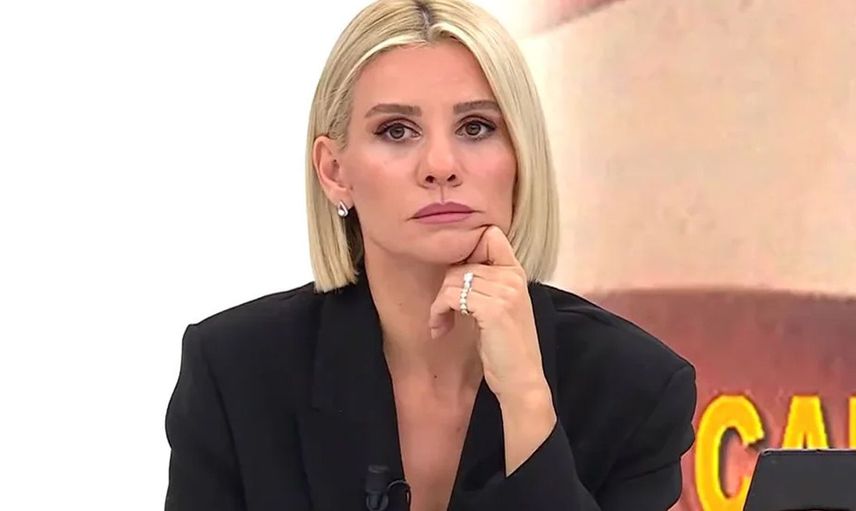 Esra Erol'da skandal! 57 yaşındaki adamın hayat kadınına olan aşkı izleyiciyi çıldırttı