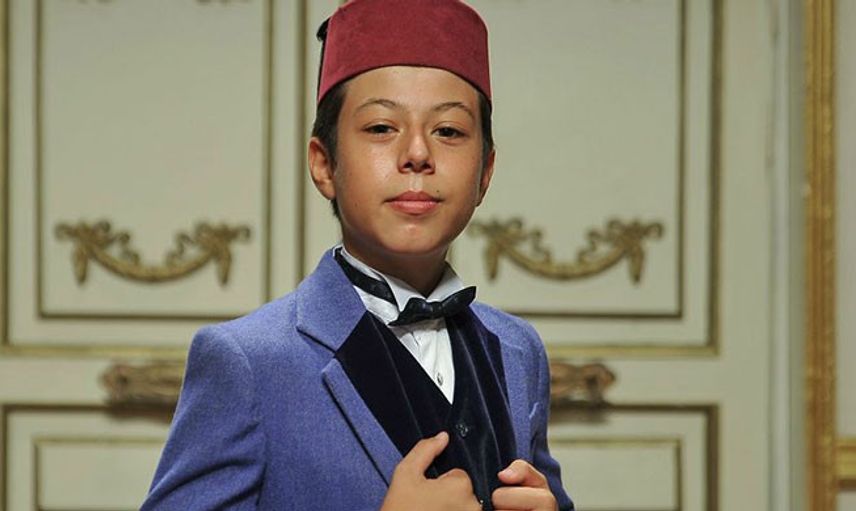 Sadakatsiz Dizisinin Ali'si Kenan İmirzalıoğlu'nun Bakın Neyi Çıktı!