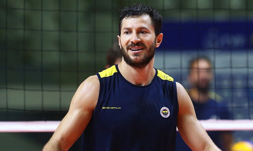 Fenerbahçe HDI Sigorta, Emre Batur'un Sözleşmesini Uzattı