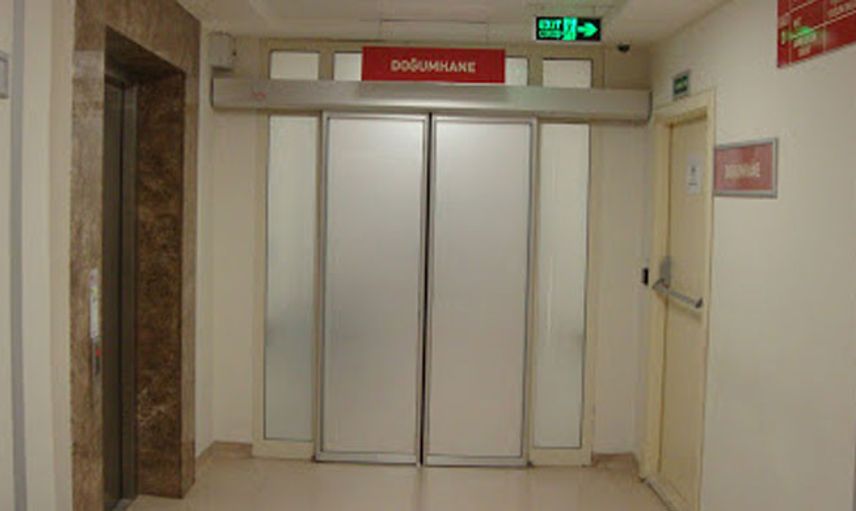Annesiyle Doktora Giden Küçük Kızı Doğumhane Servisine Aldılar!