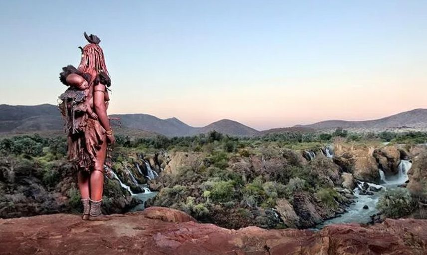 Afrika'da yaşayan kabilenin adetleri ve kuralları hayretler içinde bırakıyor